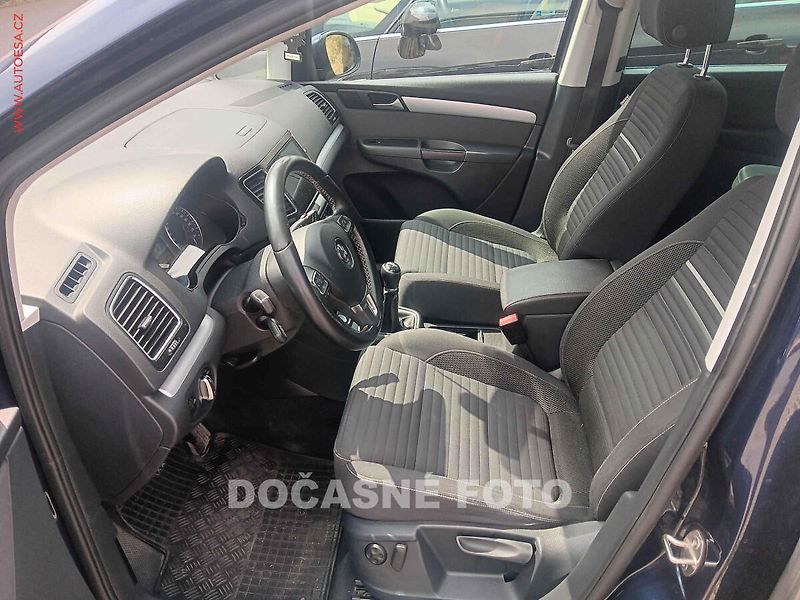 Volkswagen Sharan (2014) 2.0 - fotka 3 z 3