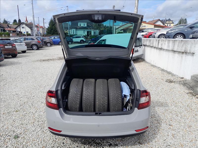 Škoda Rapid 1.2 TSi 81kW MONTE CARLO - fotka 25 z 53