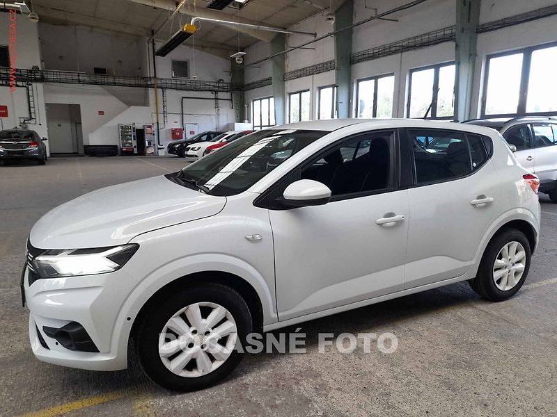 Dacia Sandero (2023) 1.0TCe, ČR - fotka 1 z 3
