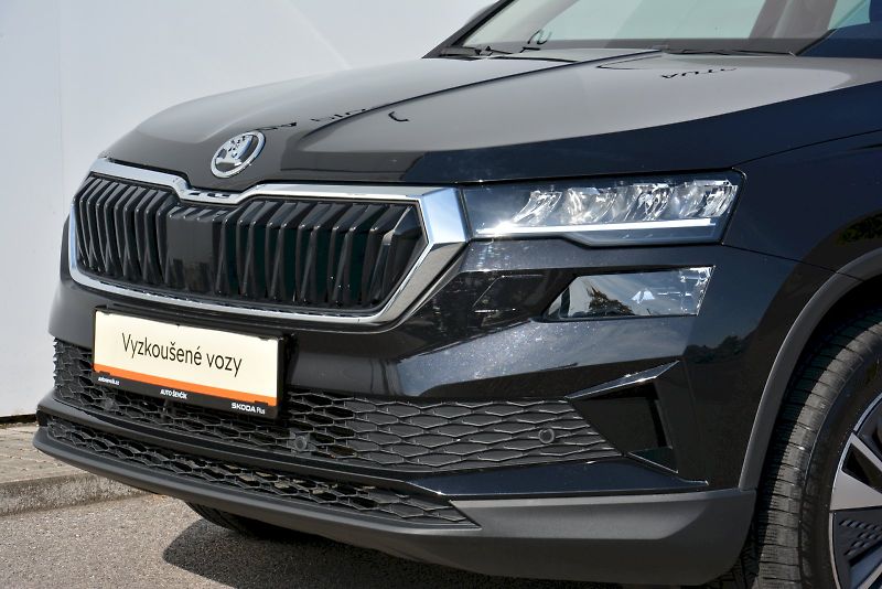 Škoda Karoq (2024) 1.5 TSI 110 kW Ambition PLUS D - fotka 10 z 26