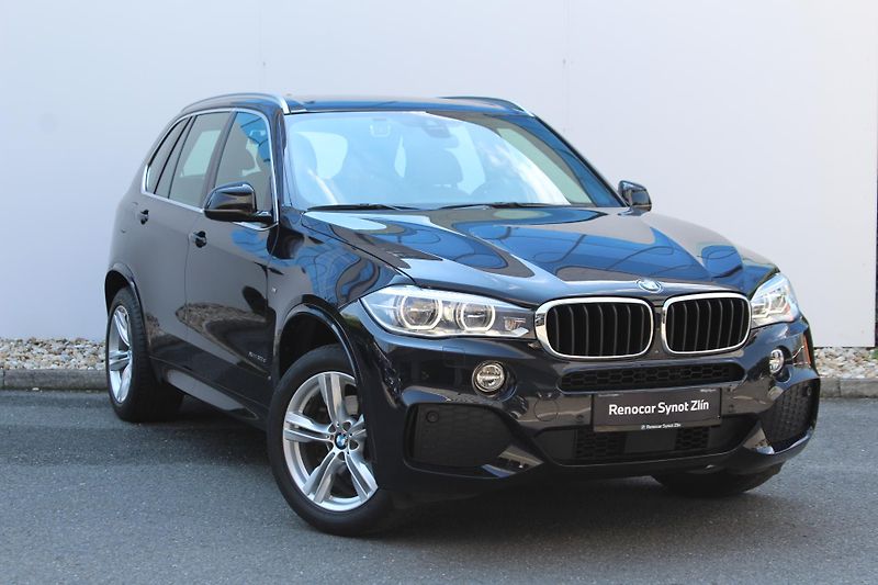 BMW X5 xDrive30d - fotka 7 z 25