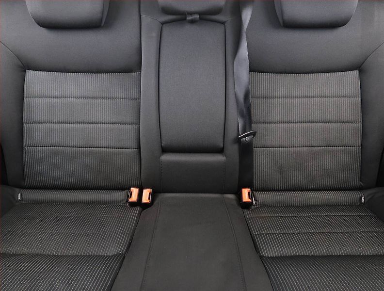 Ford Mondeo (2008) 2.0 TDCi, Serv.kniha - fotka 10 z 20