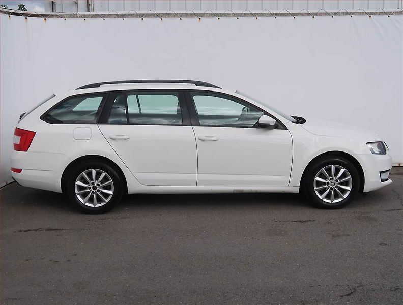 Škoda Octavia (2015) Ambition 1.6 TDI 4x4, 4X4 - fotka 6 z 18