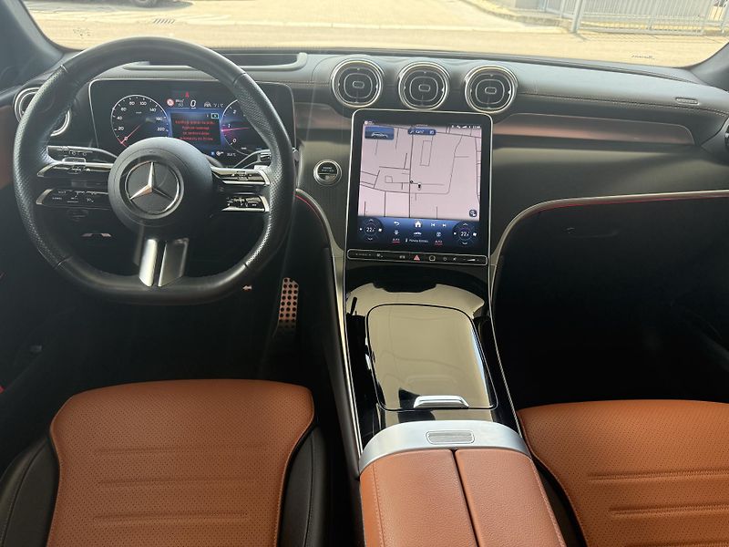 Mercedes-Benz GLC (2022) - fotka 23 z 39