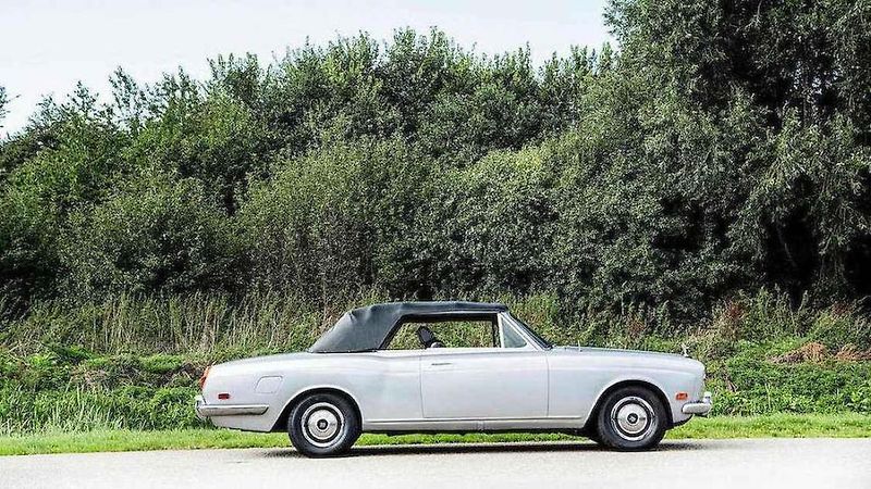 Rolls-Royce Silver Shadow Mulliner Park Ward, který patřil Muhammadovi Alimu