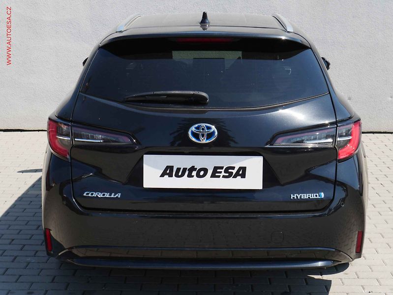Toyota Corolla (2021) 1.8Hybrid, 2.maj,ČR - fotka 5 z 21
