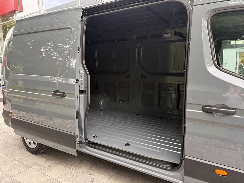 Nissan Interstar (2026) COMFORT L3H2, 270 dveře - fotka 10 z 14