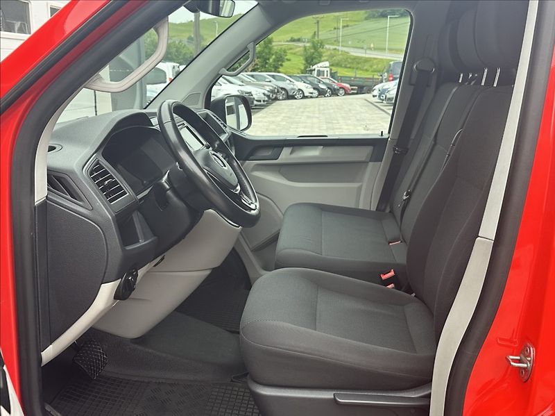 Volkswagen Transporter 2,0 TDI 150PS  L2H1 DSG Dílna - fotka 12 z 53