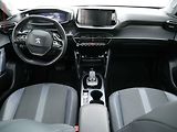 Peugeot 2008 (2020) 1.2 PT, Allure, AT, panor - náhled 8