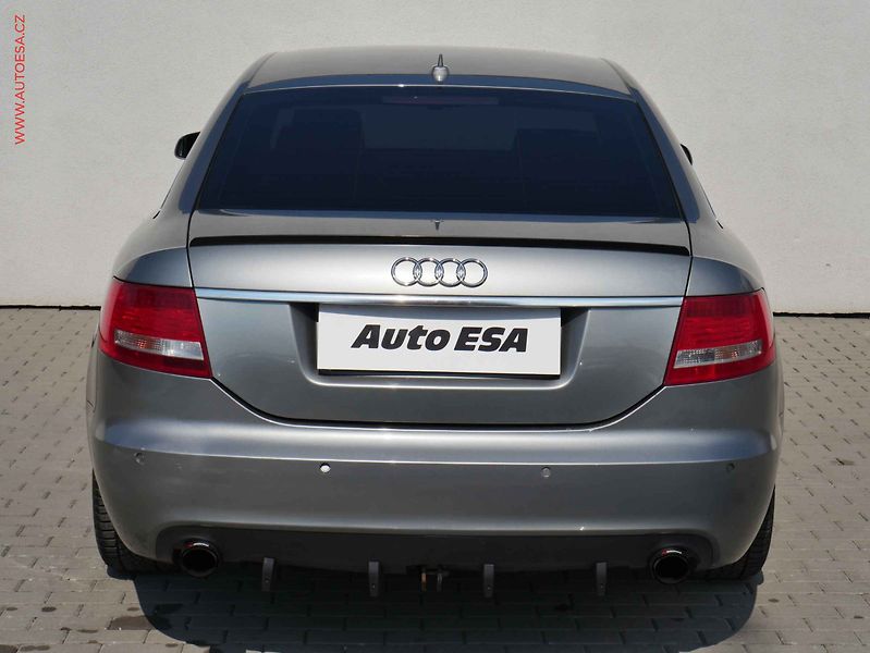 Audi A6 (2004) 3.0 TDi Quattro, AT, navi - fotka 5 z 21