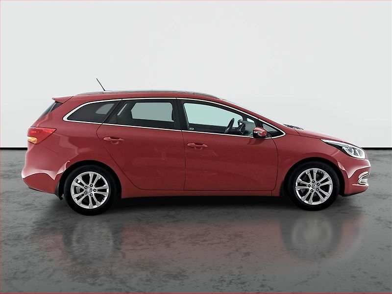 Kia Ceed (2015) 1.6 CRDi, Navi, Tempomat - fotka 6 z 18
