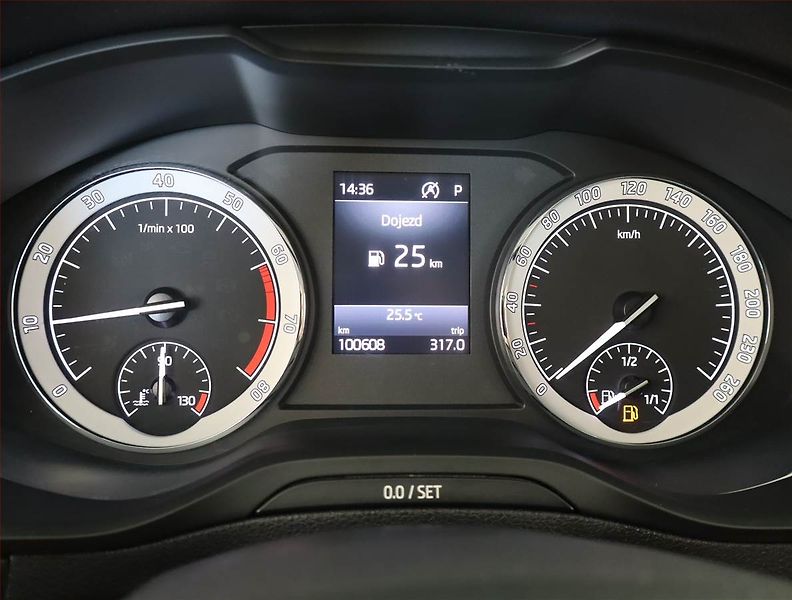 Škoda Karoq (2018) Style 1.0 TSI, Automat - fotka 11 z 22