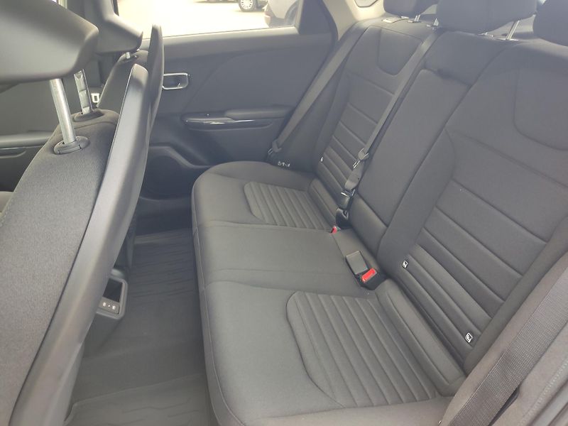 Kia K4 (2026) 1,0 T-GDi 7DCT EXCLUSIVE - fotka 6 z 6