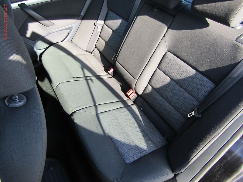 Škoda Octavia (2010) 1.2 TSi, autoAC - fotka 10 z 18