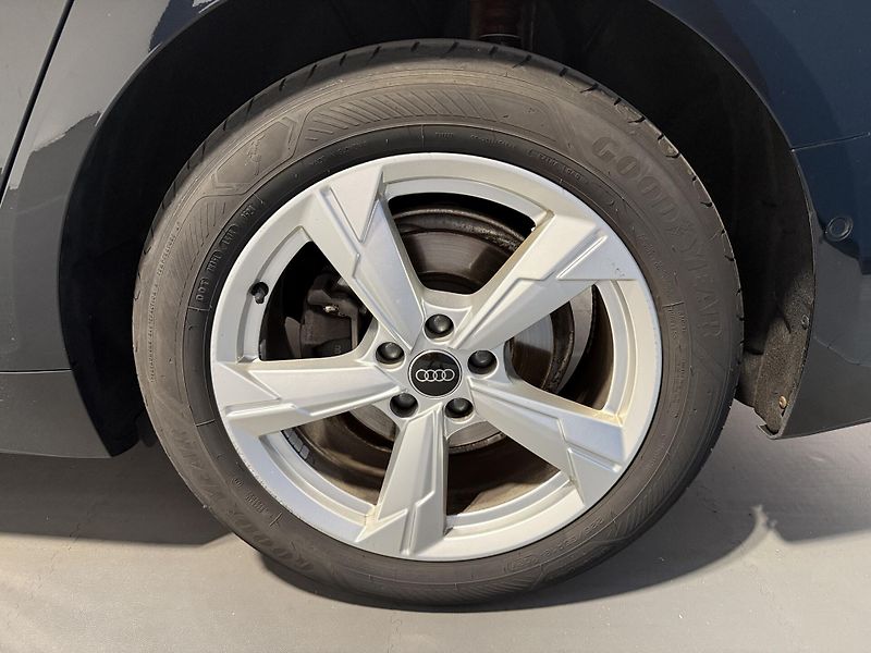 Audi A6 2.0 40 TDI quattro S tronic Sp - fotka 14 z 14