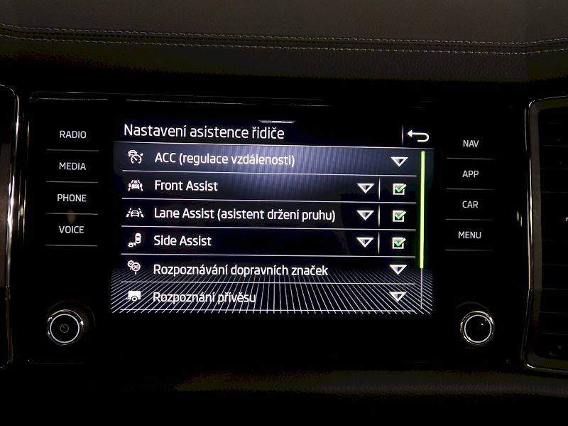 Škoda Kodiaq (2021) L&K 2.0TDI 147KW 4x4 DSG WEBAS - fotka 33 z 50