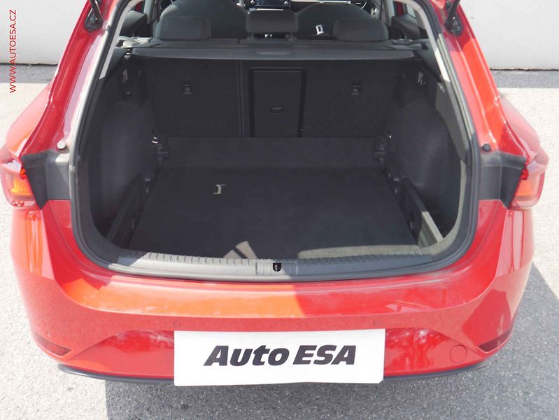 Seat Leon (2022) 1.5TSi, 1.maj,ČR - fotka 7 z 15