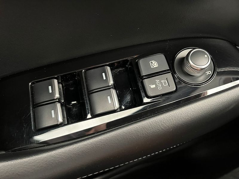 Mazda 6 2.5 SKYACTIV-G 194 Exclusive-L - fotka 20 z 83