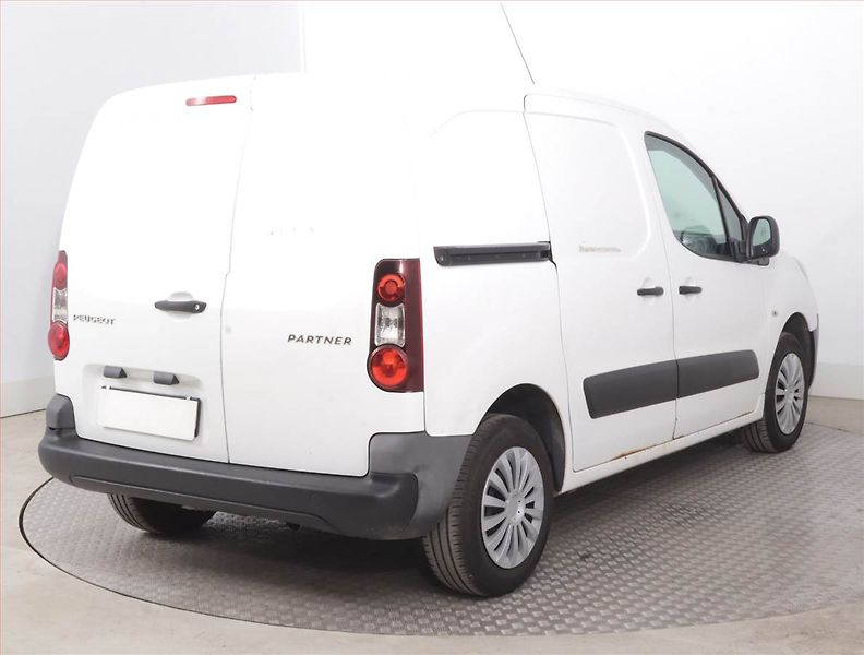 Peugeot Partner (2013) 1.6 HDi, ČR, 1Maj, DPH - fotka 5 z 14