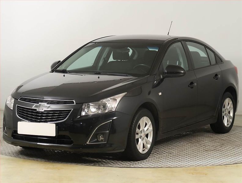 Chevrolet Cruze (2013) 1.6 i 16V, Tempomat - fotka 2 z 16