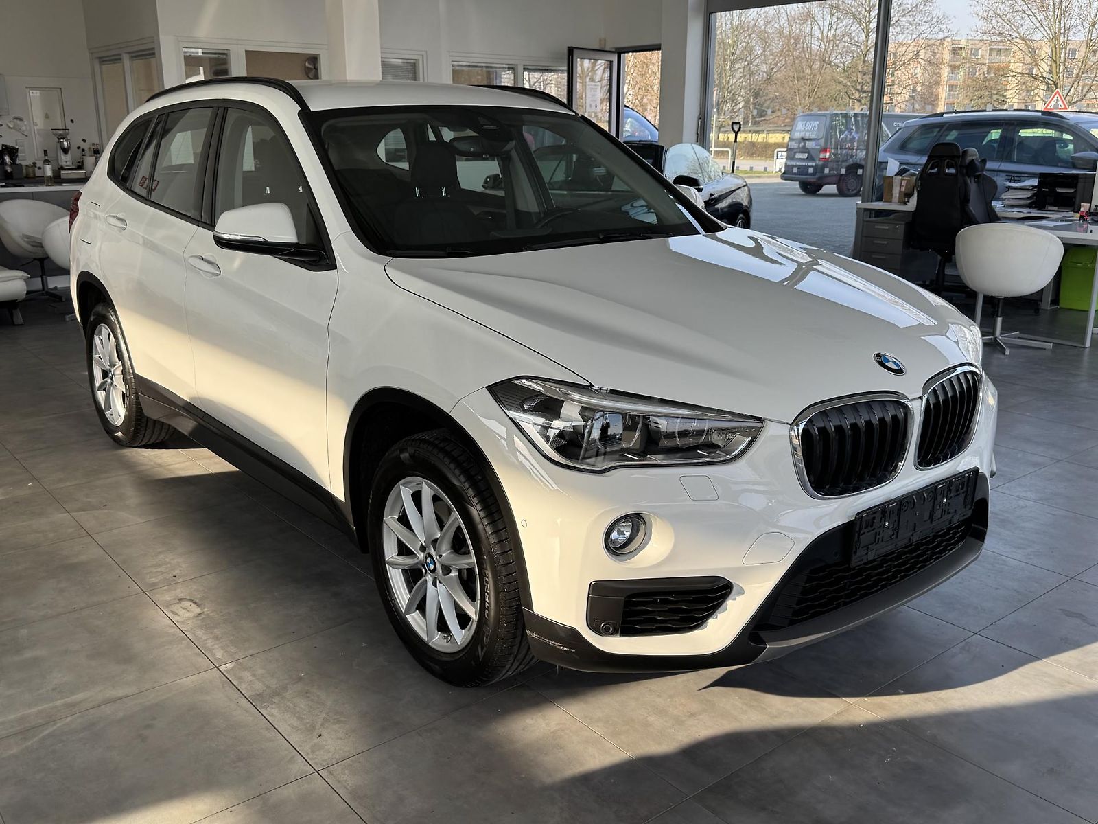 BMW X1 xDrive 18d AUT. LED NAVI TAŽNÉ