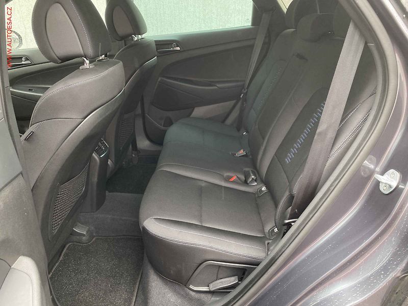 Hyundai Tucson (2018) 1.6 GDi, Go!, navi, kamera - fotka 10 z 18
