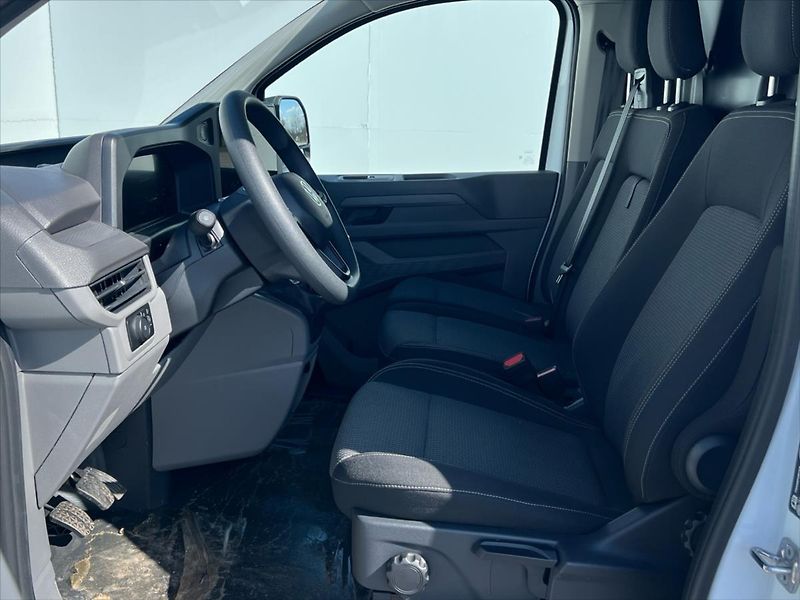 Volkswagen Transporter 2,0 TDi 110 kW 3 místný  T7 - fotka 11 z 24