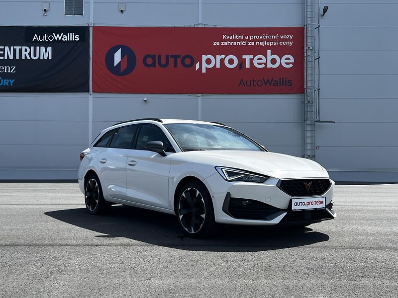 Cupra Leon 1.4 TSI e-Hybrid 150kW TZ DPH - fotka 2 z 29