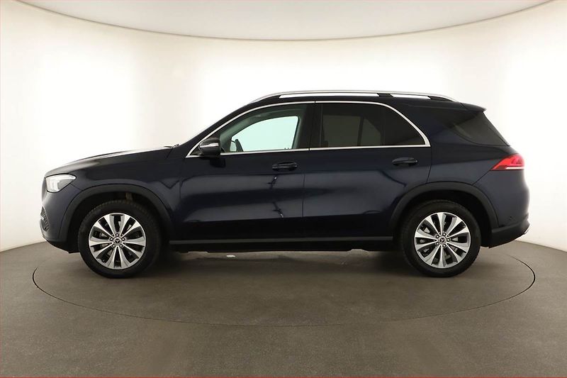 Mercedes-Benz GLE (2022) 300 d - fotka 3 z 19