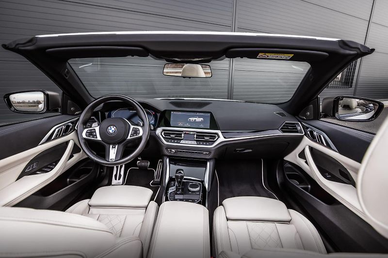 BMW M4 BMW M440i xDrive Cabrio | 374  - fotka 10 z 15
