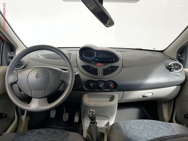 Renault Twingo (2010) 1.2i, ČR - fotka 8 z 11