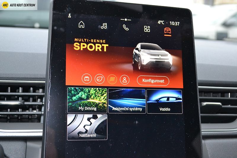 Renault Captur techno mild hybrid 140 - fotka 34 z 52