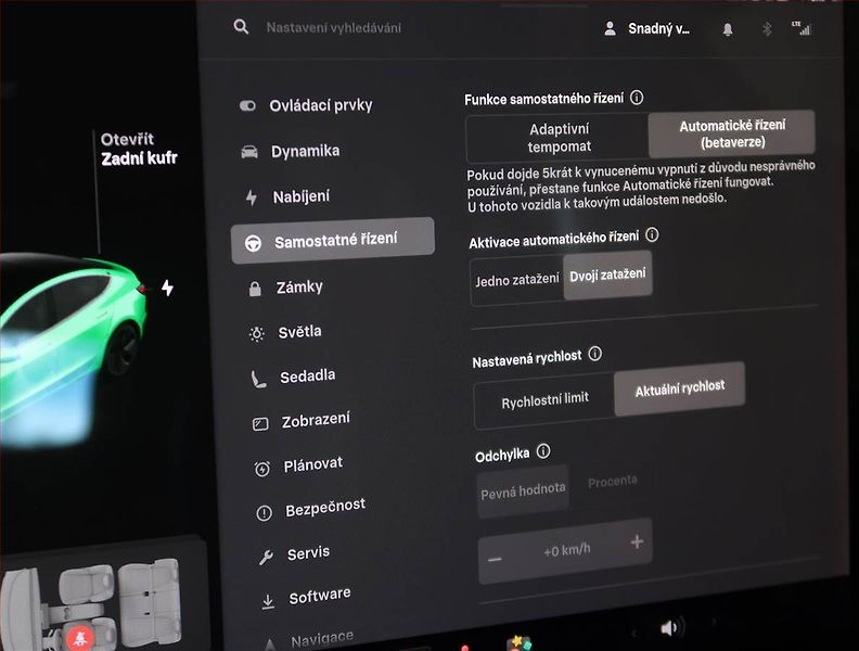Tesla Model 3 (2019) Long Range 4WD 78kWh, SoH 75% - fotka 15 z 23