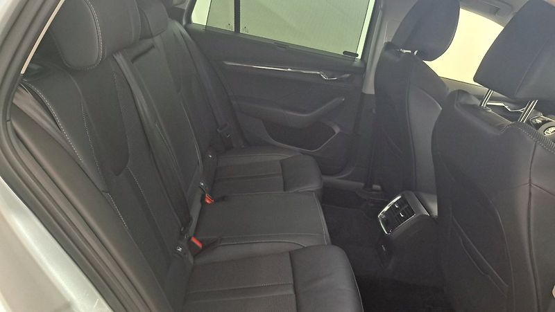Škoda Octavia (2024) Style 2,0 TDI 110 kW DSG - fotka 16 z 24