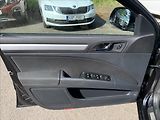 Škoda Superb 2,0 TDI DSG - náhled 10