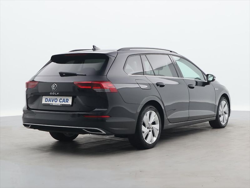 Volkswagen Golf 2,0 TDI 110kW Style - fotka 7 z 29