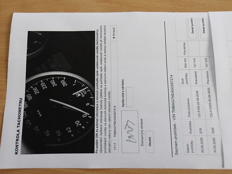 Škoda Octavia 1,6TDi 1.MAJITEL ! NAJ.137000k - fotka 29 z 30