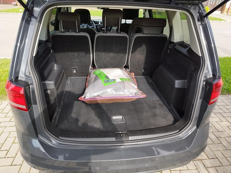 Volkswagen Touran 1,6 TDI  - fotka 26 z 29