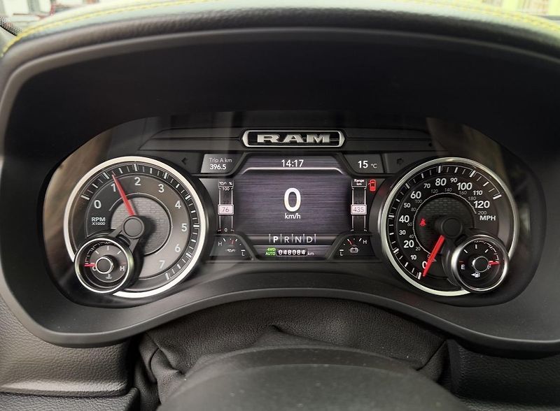 Dodge RAM (2021) +HEMI+LPG+OFFROAD PAKET+ - fotka 18 z 24
