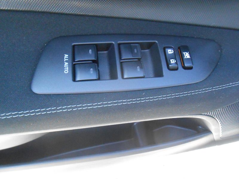 Toyota Auris 1.6VVTi,97KW,Tažné, Výhřev,CZ! - fotka 23 z 33