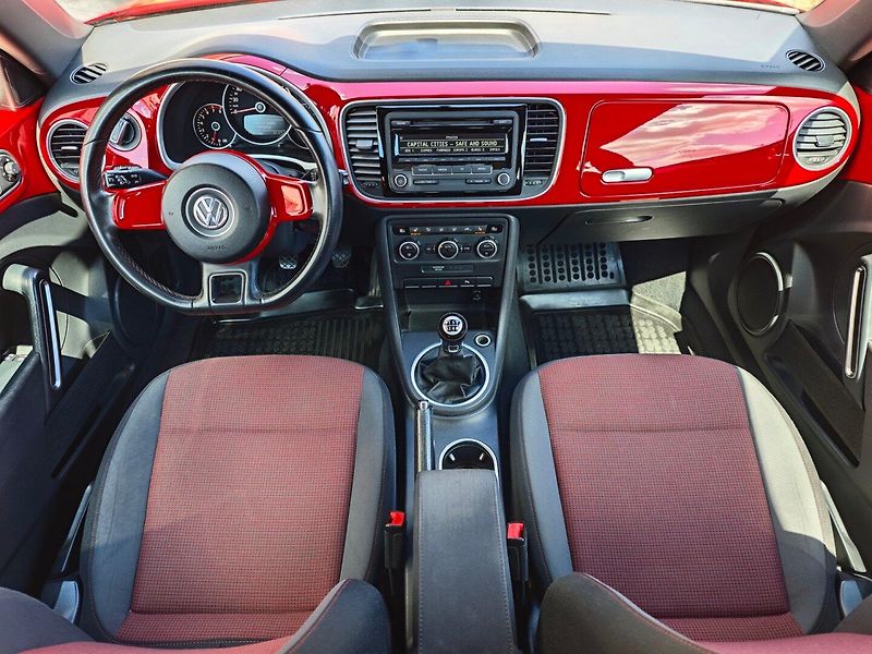 Volkswagen Beetle (2012) 1.2 TSI Design REZERVACE - fotka 7 z 34