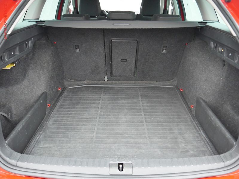 Škoda Octavia (2020) 2.0 TDi, Navi, LED, AC - fotka 7 z 20