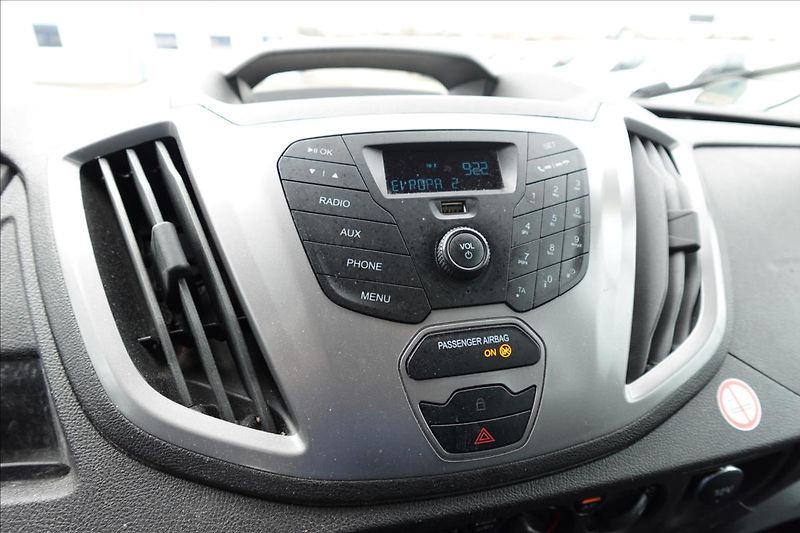 Ford Transit 2,0 TDCi  L3H2 9MÍST KLIMA SER - fotka 41 z 45