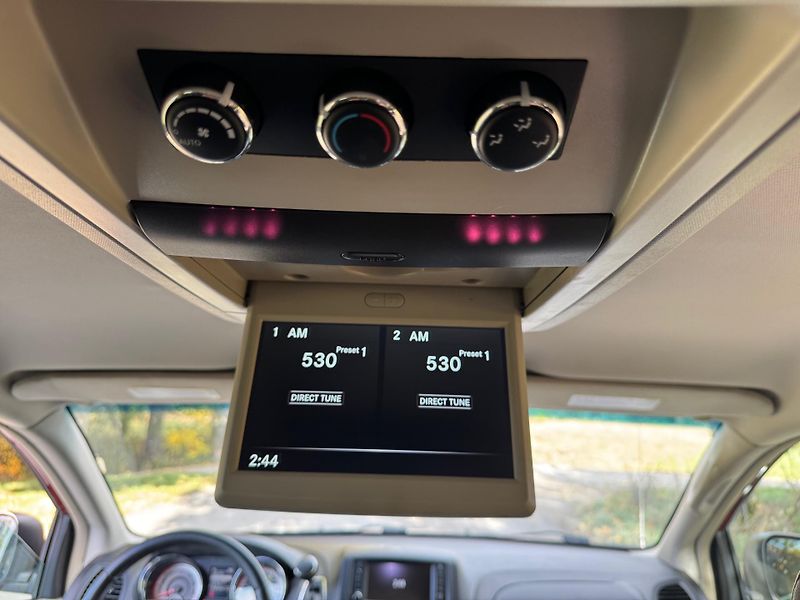 Dodge Grand Caravan (2016) 3.6 V6 SERVISNÍ KNIHA - fotka 36 z 40