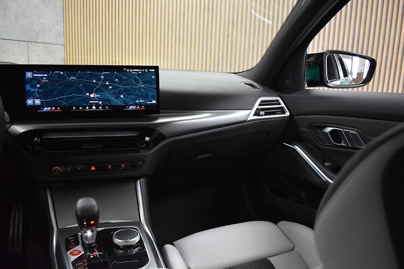BMW M3 xDrive COMPETITION 390kW - fotka 10 z 52
