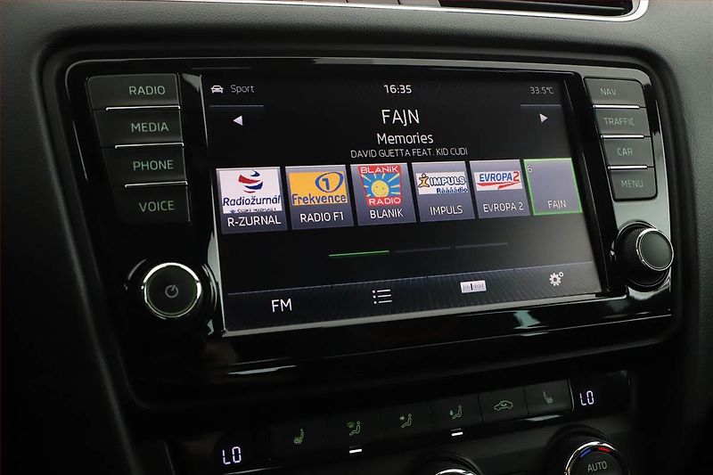 Škoda Octavia (2015) RS 2.0 TDI, Automat - fotka 18 z 21