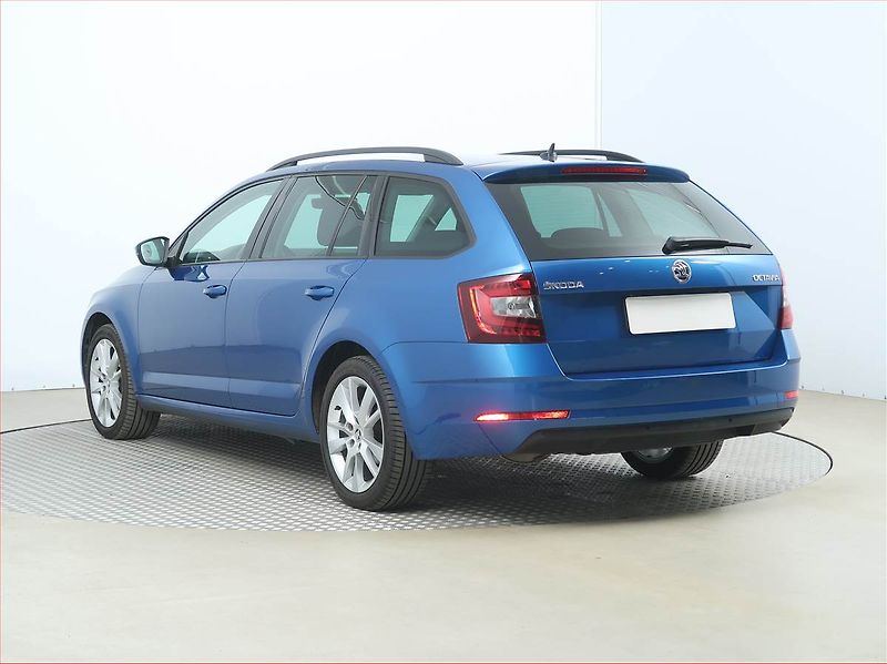 Škoda Octavia (2020) Style 1.5 TSI, Tempomat - fotka 4 z 16