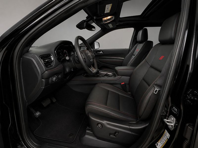 Dodge Durango (2026) HEMI GT Premium Tow N Go - fotka 6 z 8