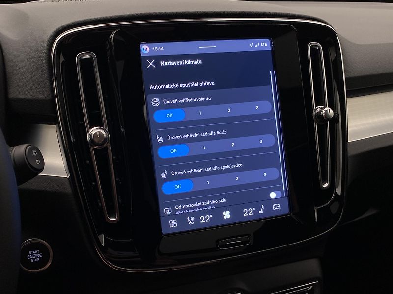 Volvo XC40 (2026) B4 AUT DARK PLUS - fotka 41 z 54