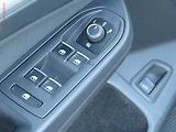 Volkswagen Golf (2020) 2.0 TDi, ČR, Life - náhled 15